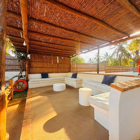 Telvina Beach Lodge Виланкулос Экстерьер фото
