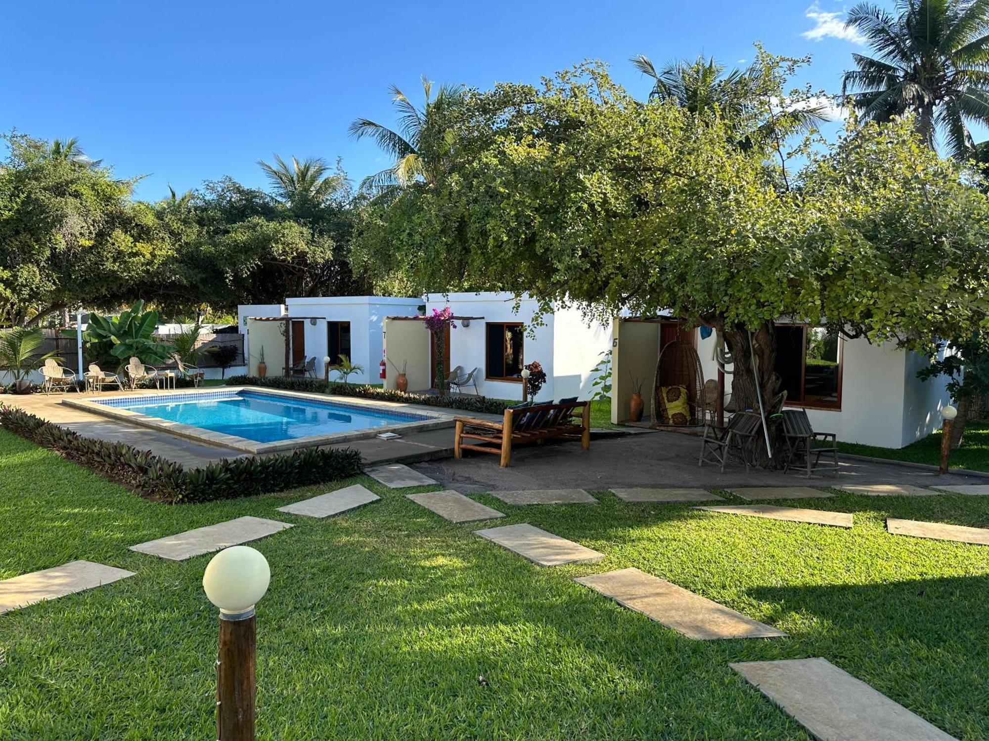 Telvina Beach Lodge Виланкулос Экстерьер фото