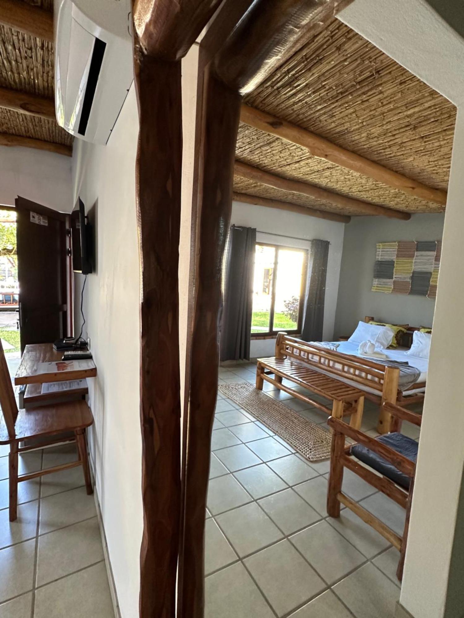 Telvina Beach Lodge Виланкулос Экстерьер фото