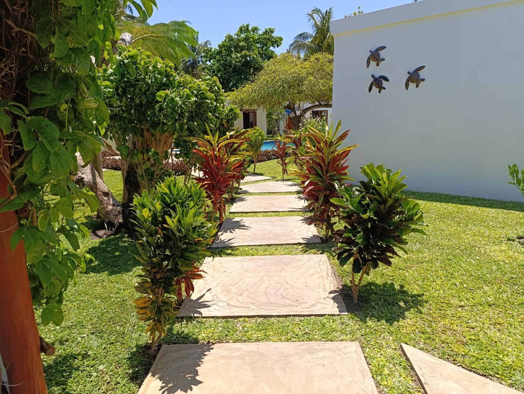 Telvina Beach Lodge Виланкулос Экстерьер фото
