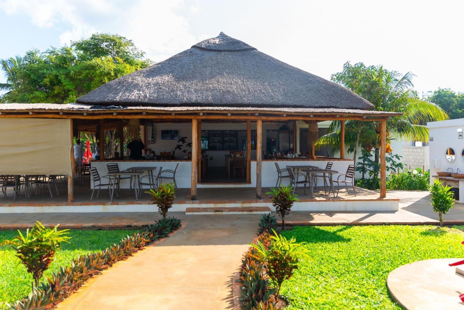 Telvina Beach Lodge Виланкулос Экстерьер фото